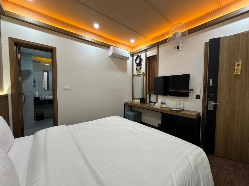 A25 Hotel - 21 Nghia Tan Hanoi Exterior photo